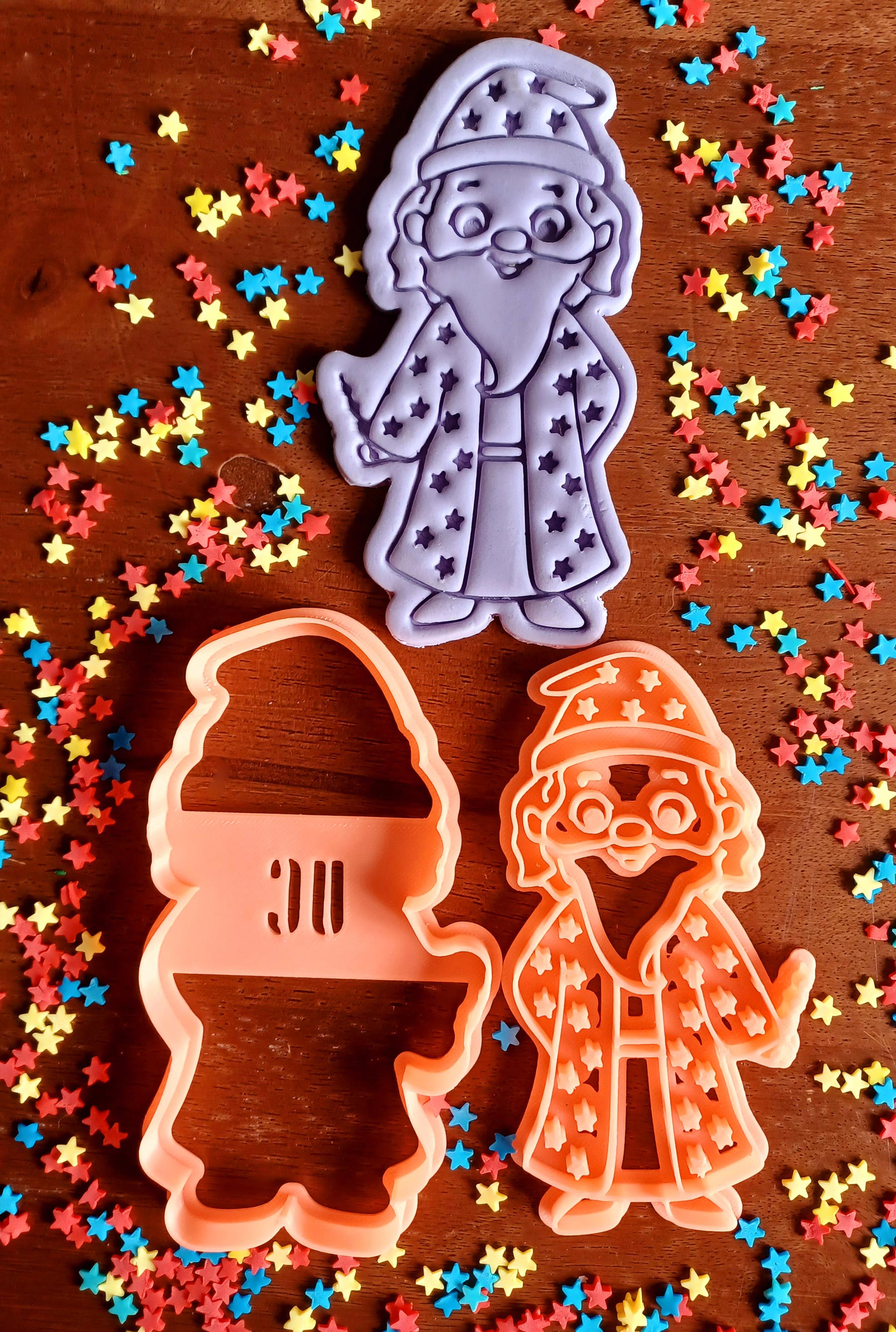 Harry Potter - Hermione Granger on Broom 266-H237 Cookie Cutter